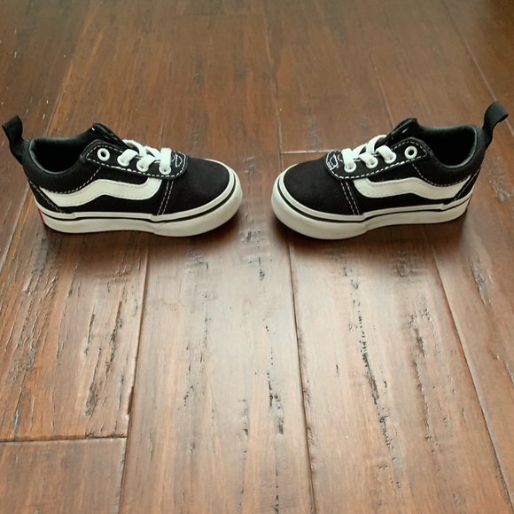 Toddler Vans shoes black & white slip on accepting reasonable offers - Picture 3 of 6